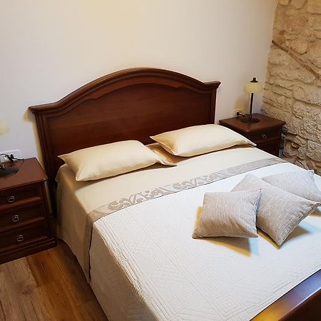 Antique Apartment Arsenale Rovinj Dış mekan fotoğraf