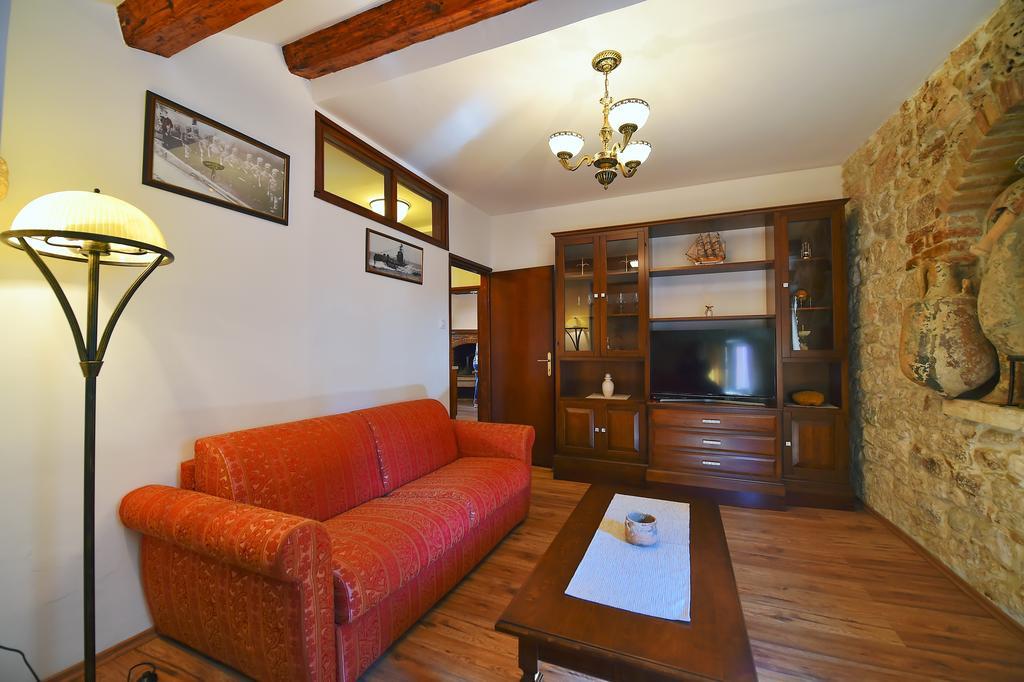 Antique Apartment Arsenale Rovinj Dış mekan fotoğraf