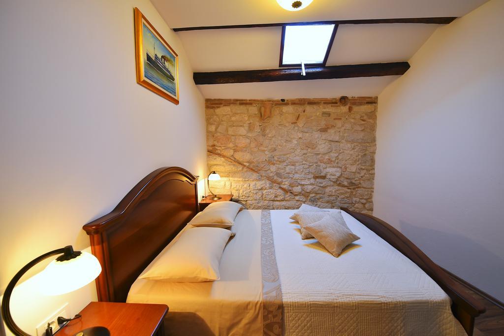 Antique Apartment Arsenale Rovinj Dış mekan fotoğraf